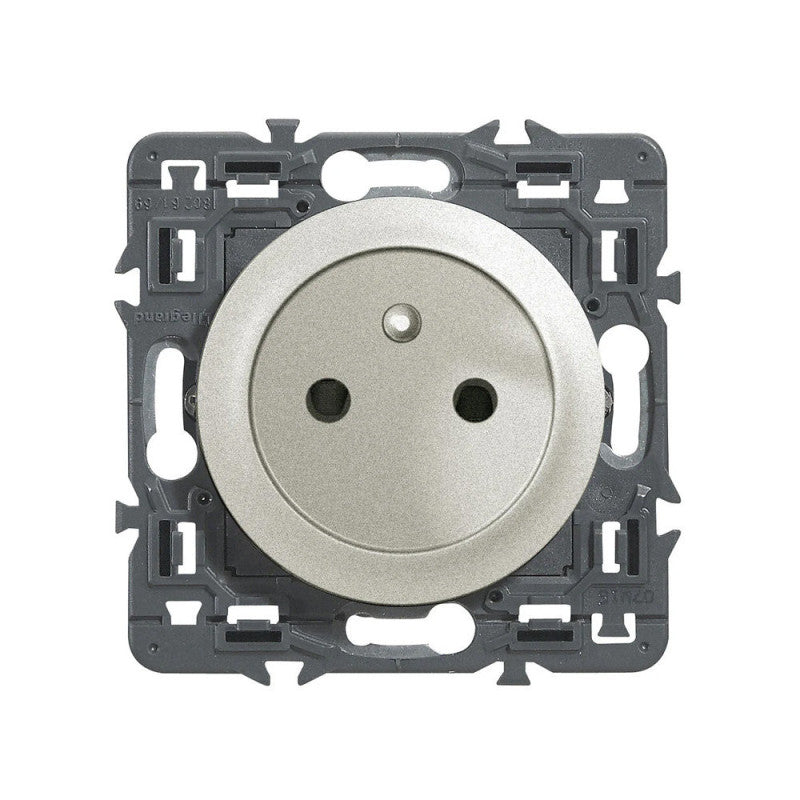 Prise LEGRAND Céliane 2P+T aluminium
