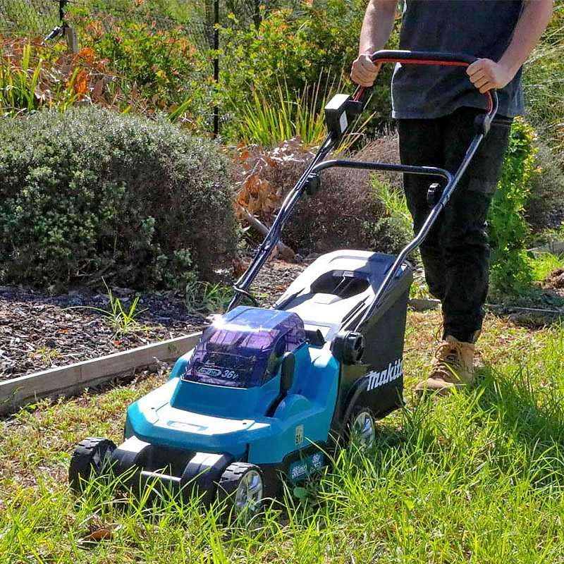 Tondeuse à gazon MAKITA DLM382PT2 38cm 2x18V